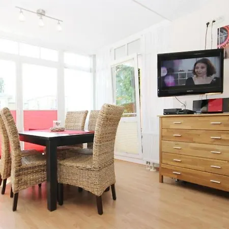 Haus Hamburg - Hangover I / 9541